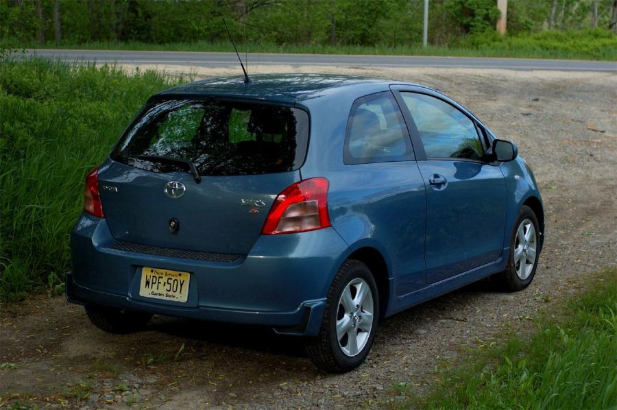  Toyota Yaris 2008 года  (фото 38 из 38)